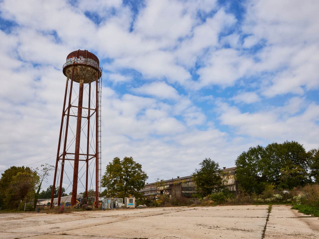 Vacant warehouses dot the previously industrial site at 1150 Murphy Avenue. (Photo Credit: Erin Sintos)