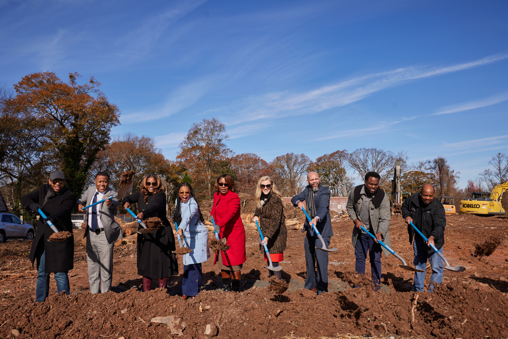 Groundbreaking ceremony for Avenue at Oakland City. Photo credit: Erin Sintos.